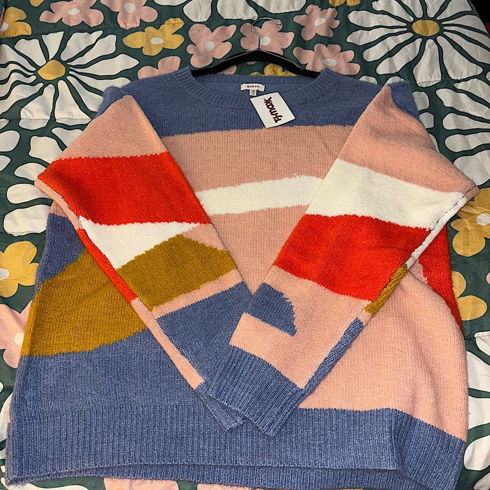 Debut Size Small Sweater